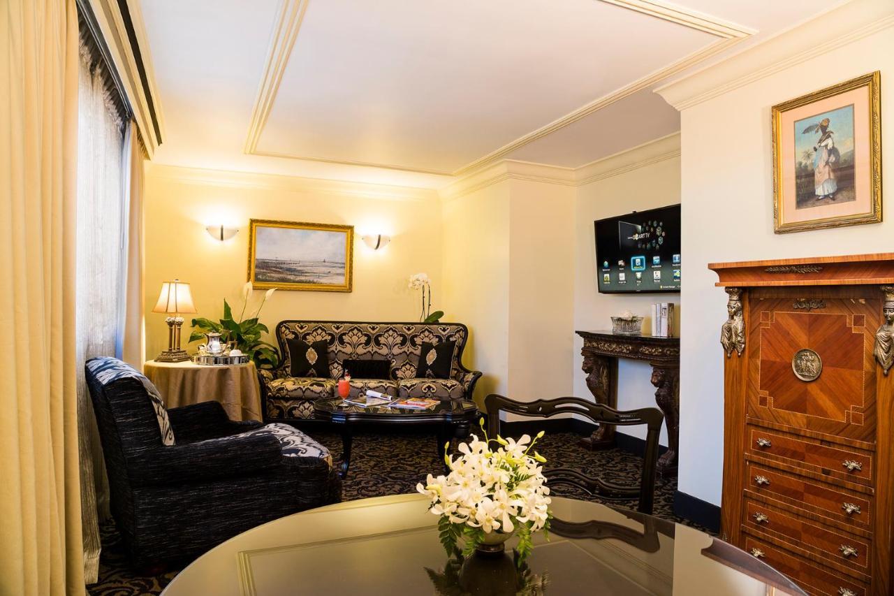 Terra Nova All Suite Hotel Kingston Exterior photo